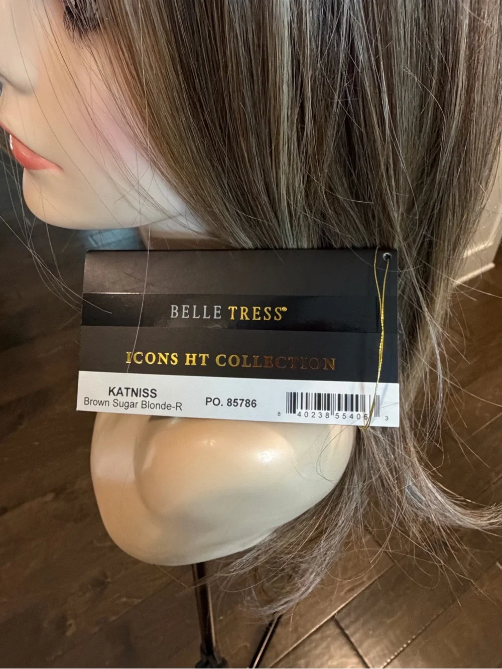 NWT Belle Tress Icons Collection Katniss in Brown Sugar Blonde-R